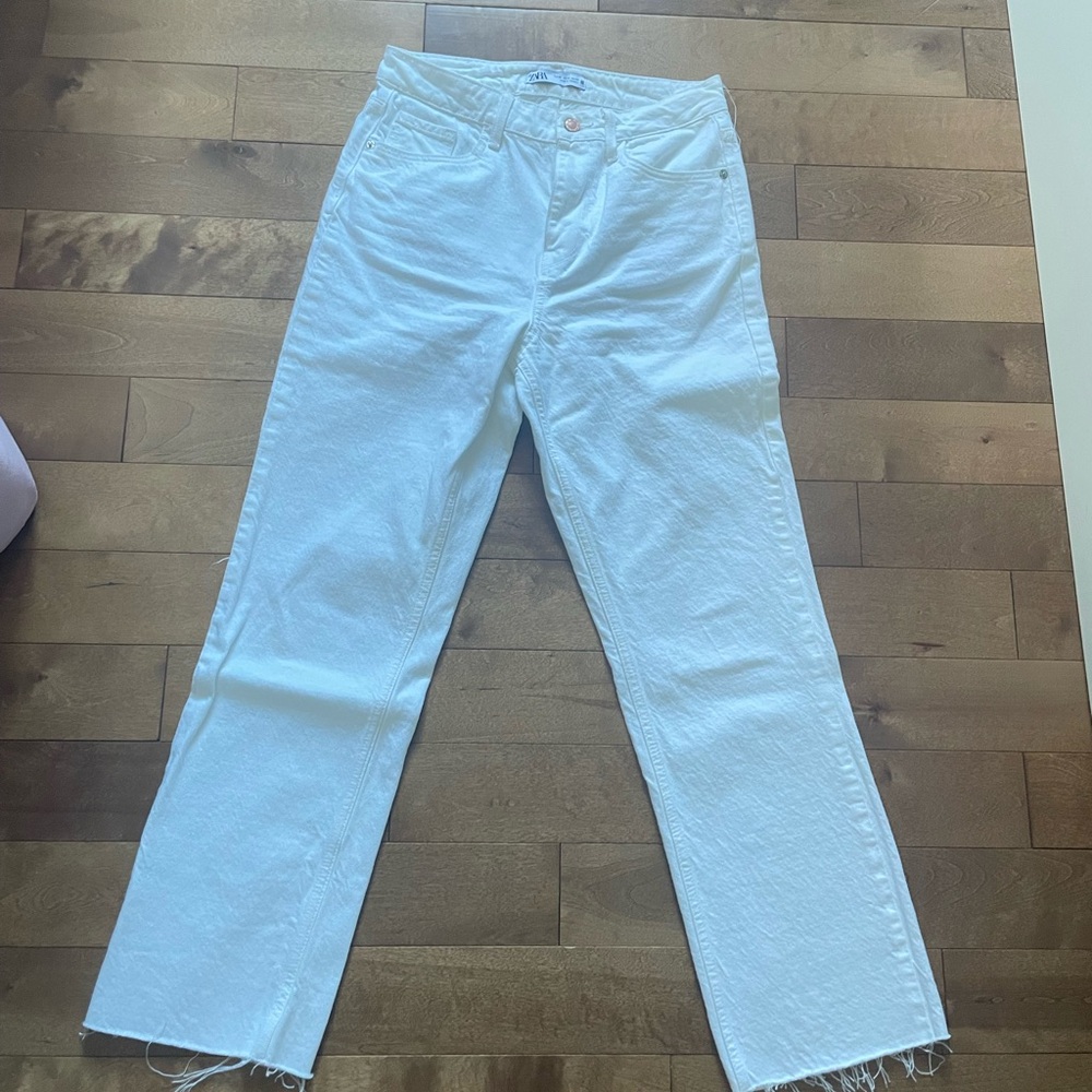 Zara Women's Straight Leg White Jeans